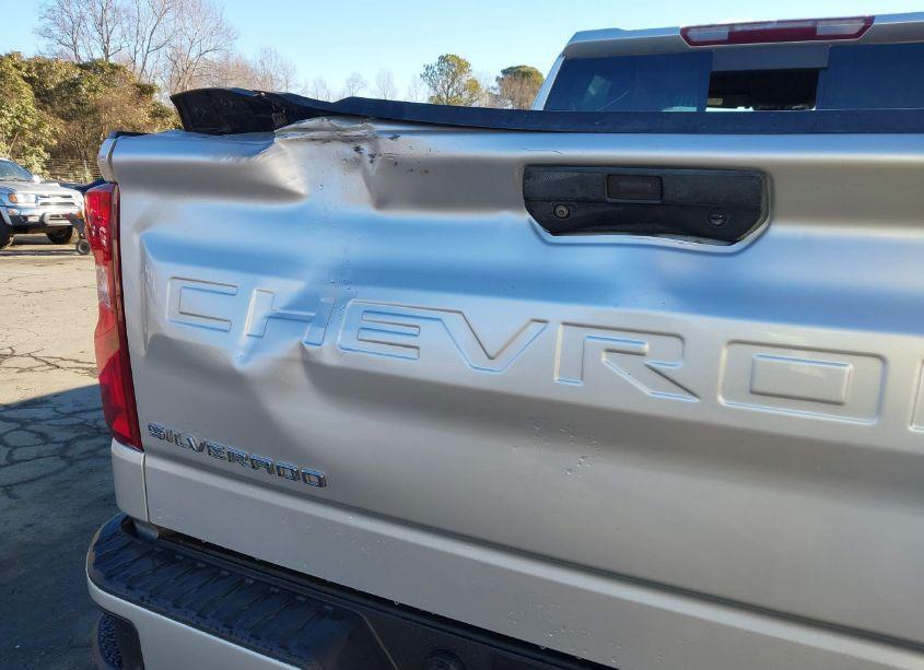 Photo 17 of 2020 Chevrolet Silverado 1500 4WD SHORT BED RST (VIN 3GCUYEED9LG425641)