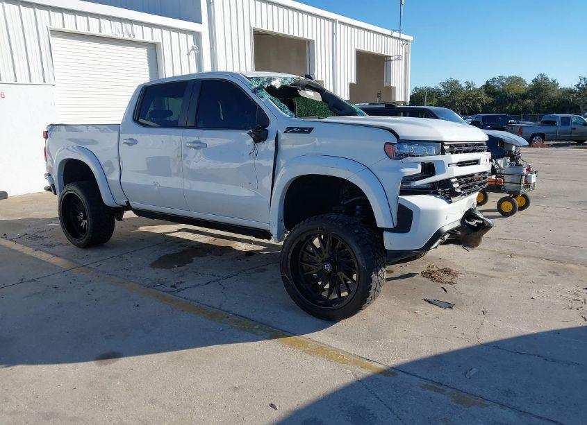 2021 Chevrolet Silverado 1500 4WD SHORT BED RST (VIN 3GCUYEED9MG164562) main photo