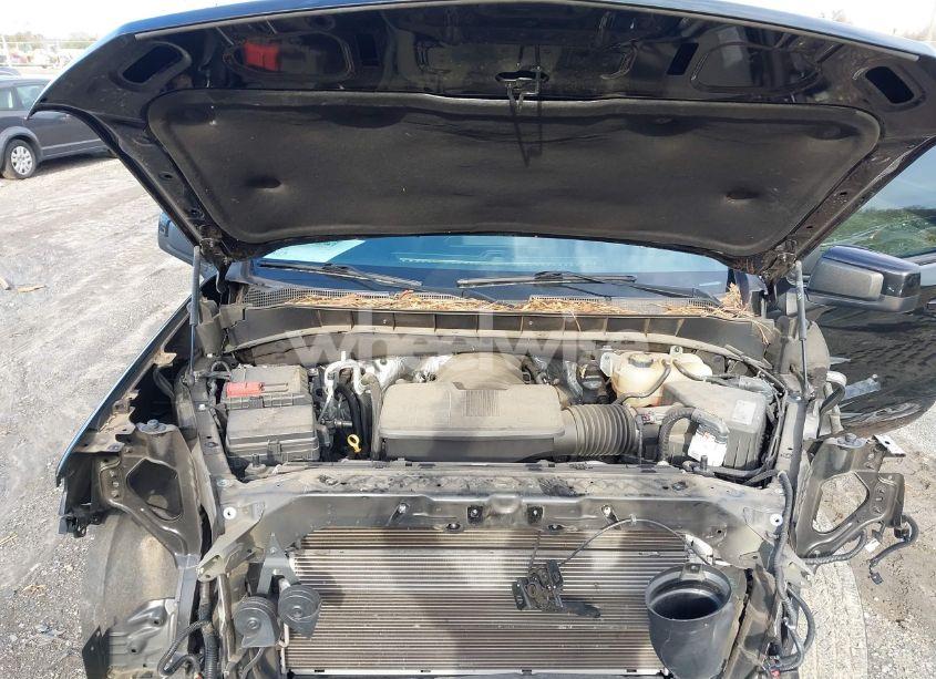 Photo 10 of 2019 Chevrolet Silverado 1500 RST (VIN 3GCUYEEDXKG179469)