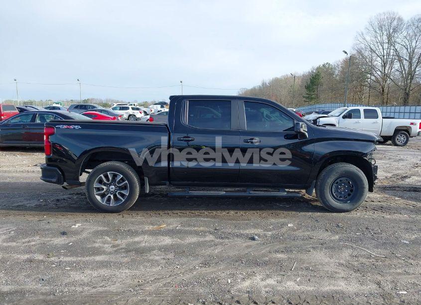 Photo 14 of 2019 Chevrolet Silverado 1500 RST (VIN 3GCUYEEDXKG179469)