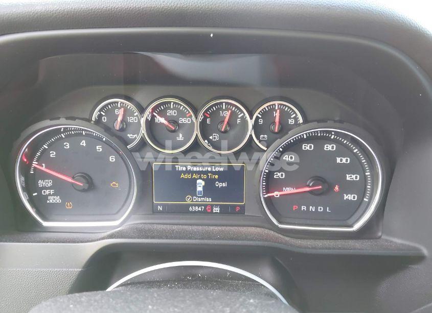 Photo 7 of 2019 Chevrolet Silverado 1500 RST (VIN 3GCUYEEDXKG179469)