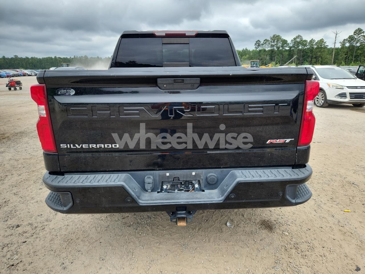 Photo 6 of 2019 CHEVROLET SILVERADO K1500 RST (VIN 3GCUYEEDXKG308908)