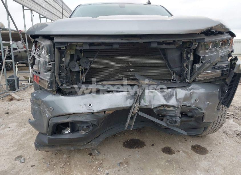 Photo 6 of 2020 Chevrolet Silverado 1500 4WD SHORT BED RST (VIN 3GCUYEEDXLG315682)