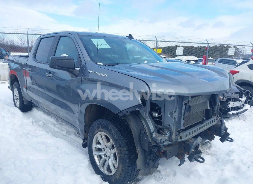 2020 Chevrolet Silverado 1500 4WD SHORT BED RST (VIN 3GCUYEEDXLG409089) main photo