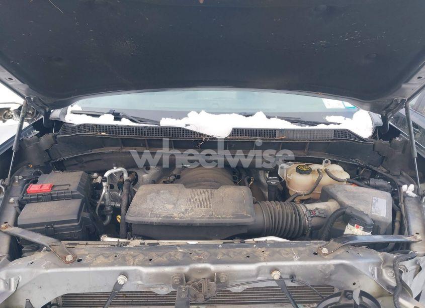Photo 10 of 2020 Chevrolet Silverado 1500 4WD SHORT BED RST (VIN 3GCUYEEDXLG409089)