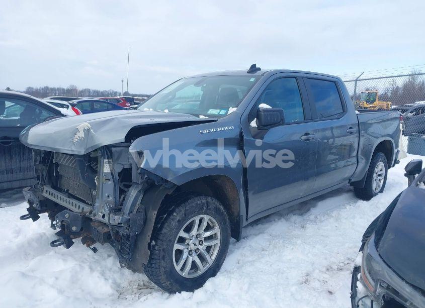 Photo 2 of 2020 Chevrolet Silverado 1500 4WD SHORT BED RST (VIN 3GCUYEEDXLG409089)