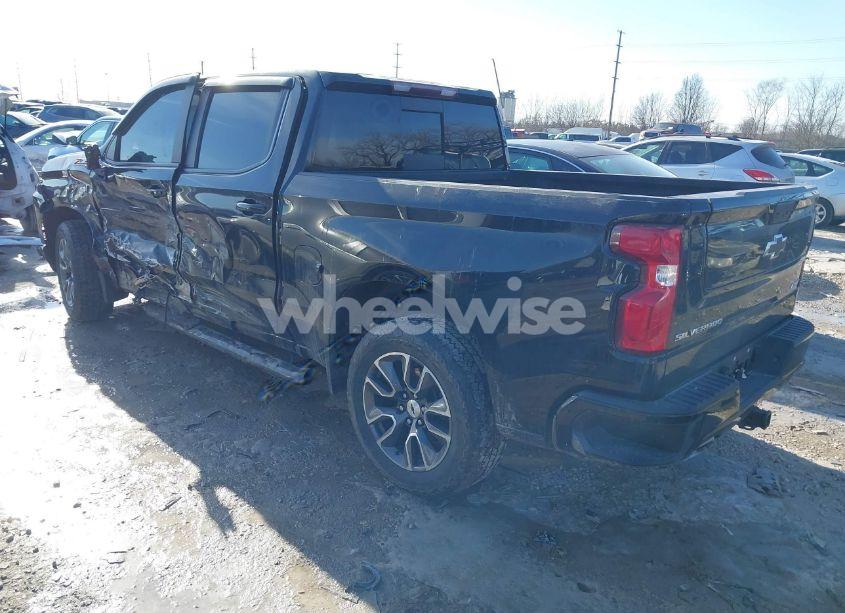 Photo 3 of 2021 Chevrolet Silverado 1500 4WD SHORT BED RST (VIN 3GCUYEET3MG317055)