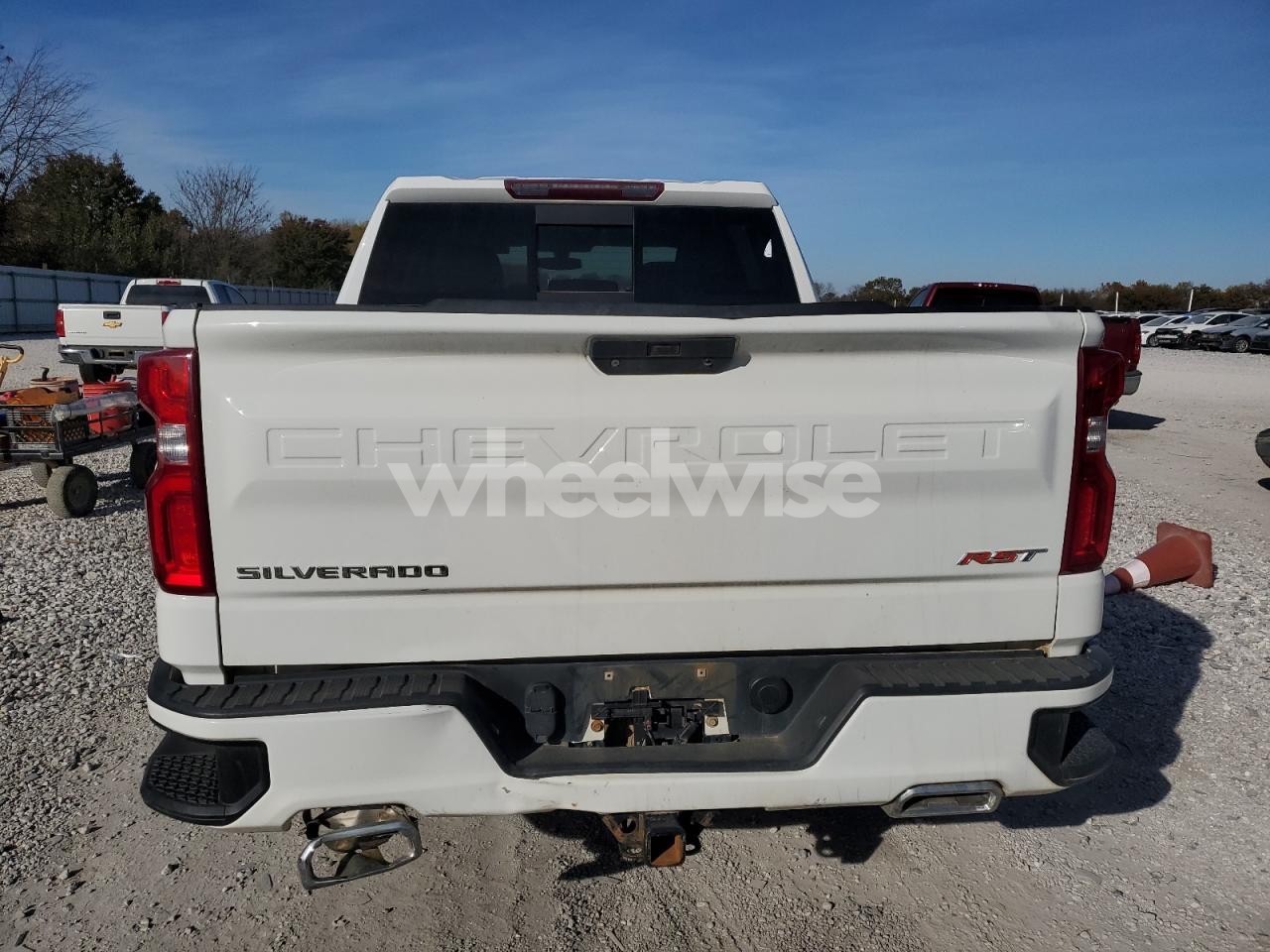 Photo 6 of 2020 CHEVROLET SILVERADO K1500 RST (VIN 3GCUYEET4LG157900)