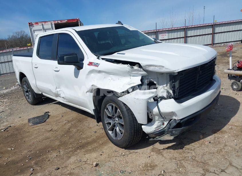 2021 Chevrolet Silverado 1500 4WD SHORT BED RST (VIN 3GCUYEET4MG243452) main photo