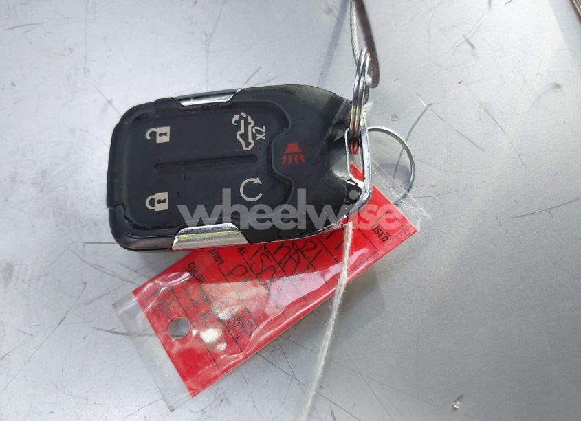 Photo 11 of 2021 Chevrolet Silverado 1500 4WD SHORT BED RST (VIN 3GCUYEET4MG243452)