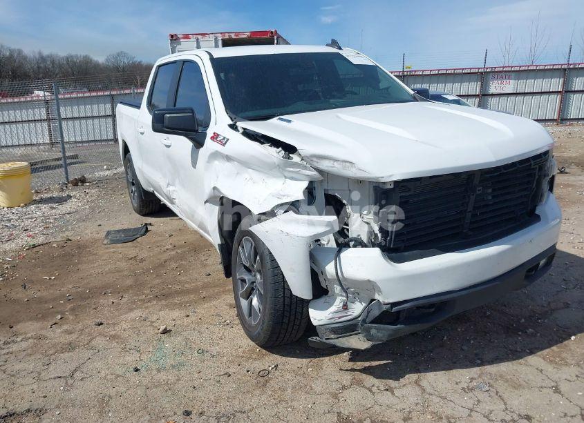 Photo 6 of 2021 Chevrolet Silverado 1500 4WD SHORT BED RST (VIN 3GCUYEET4MG243452)