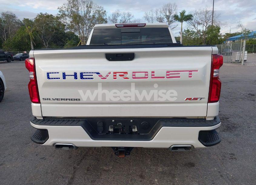 Photo 16 of 2020 Chevrolet Silverado 1500 4WD STANDARD BED RST (VIN 3GCUYEET5LG377420)