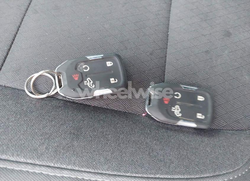 Photo 11 of 2021 Chevrolet Silverado 1500 4WD SHORT BED RST (VIN 3GCUYEET7MG288871)