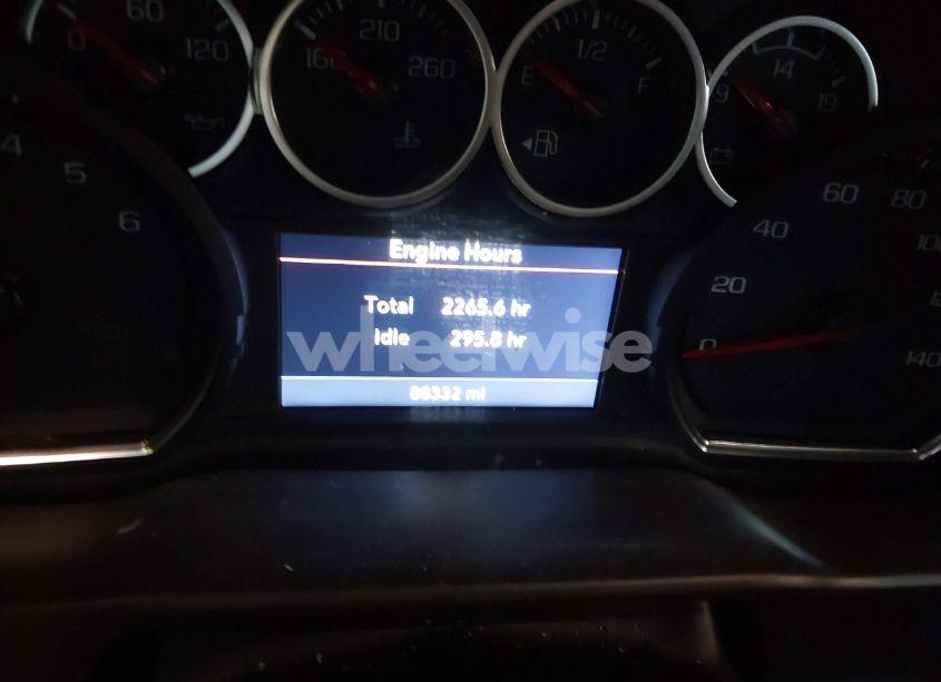 Photo 7 of 2020 Chevrolet Silverado 1500 4WD SHORT BED RST (VIN 3GCUYEET8LG311055)