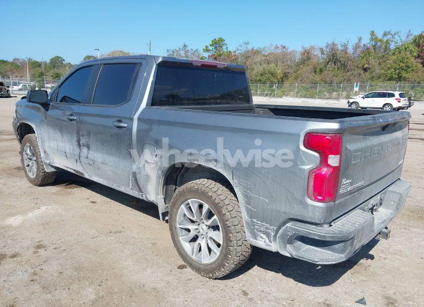 Photo 3 of 2021 Chevrolet Silverado 1500 4WD SHORT BED RST (VIN 3GCUYEET9MG276575)