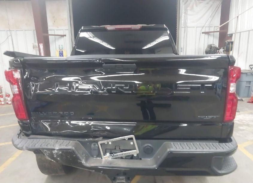 Photo 16 of 2020 Chevrolet Silverado 1500 4WD SHORT BED RST (VIN 3GCUYEETXLG436154)