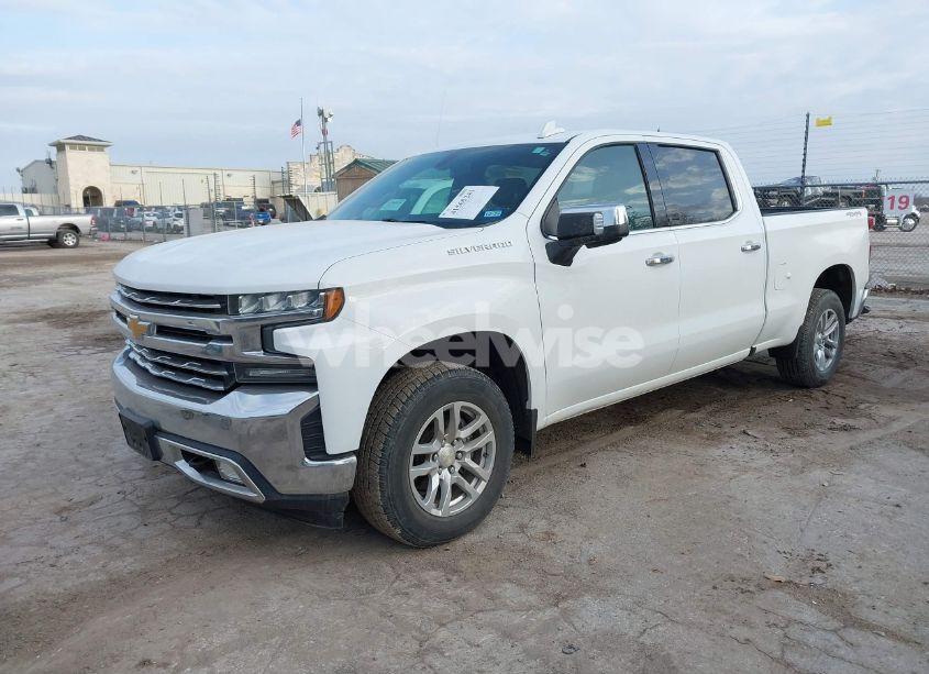 Photo 2 of 2020 Chevrolet Silverado 1500 4WD STANDARD BED LTZ (VIN 3GCUYGED3LG200563)