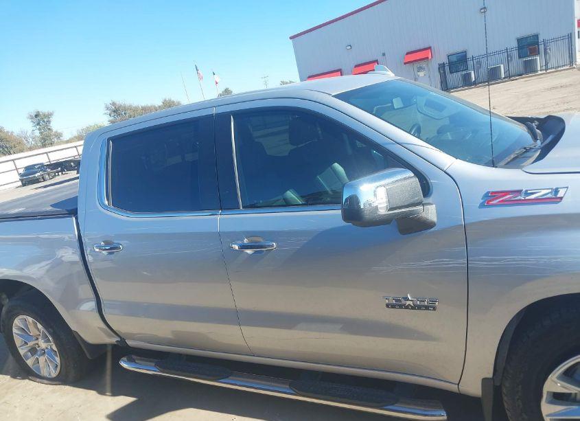 Photo 14 of 2020 Chevrolet Silverado 1500 (VIN 3GCUYGED4LG397596)