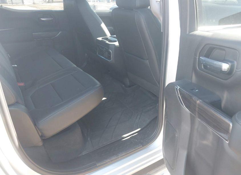 Photo 8 of 2020 Chevrolet Silverado 1500 (VIN 3GCUYGED4LG397596)