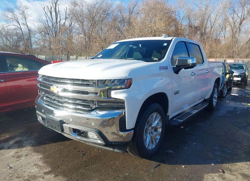 Photo 2 of 2020 Chevrolet Silverado 1500 4WD SHORT BED LTZ (VIN 3GCUYGED8LG363645)