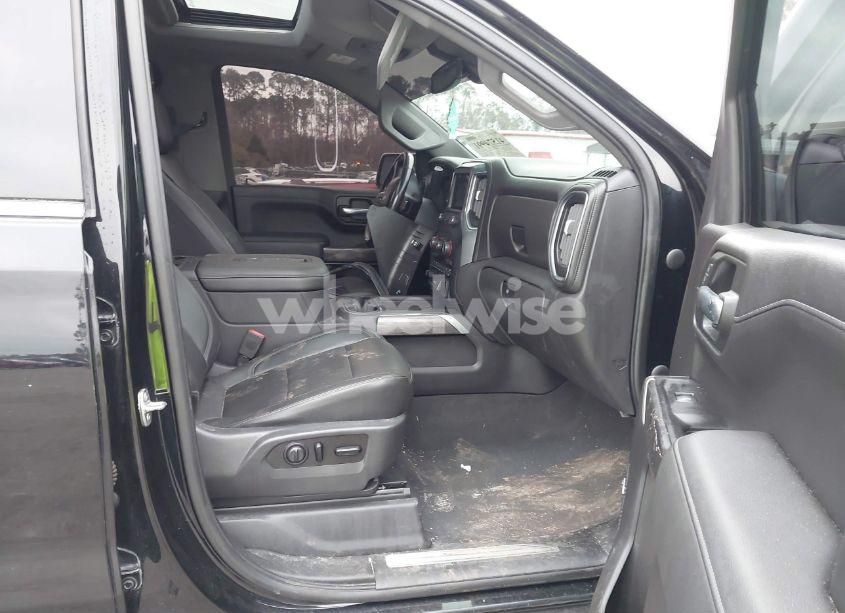 Photo 5 of 2019 Chevrolet Silverado 1500 LTZ (VIN 3GCUYGED9KG160780)