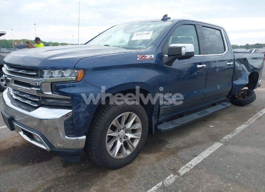 Photo 2 of 2019 Chevrolet Silverado 1500 LTZ (VIN 3GCUYGED9KG254870)