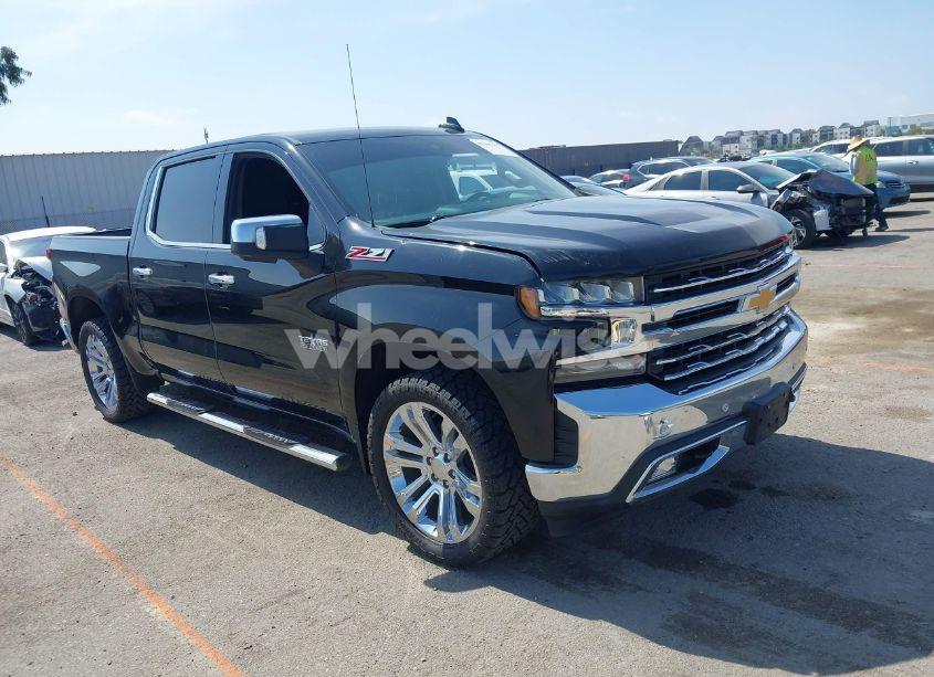2019 Chevrolet Silverado 1500 LTZ (VIN 3GCUYGEDXKG108302) main photo