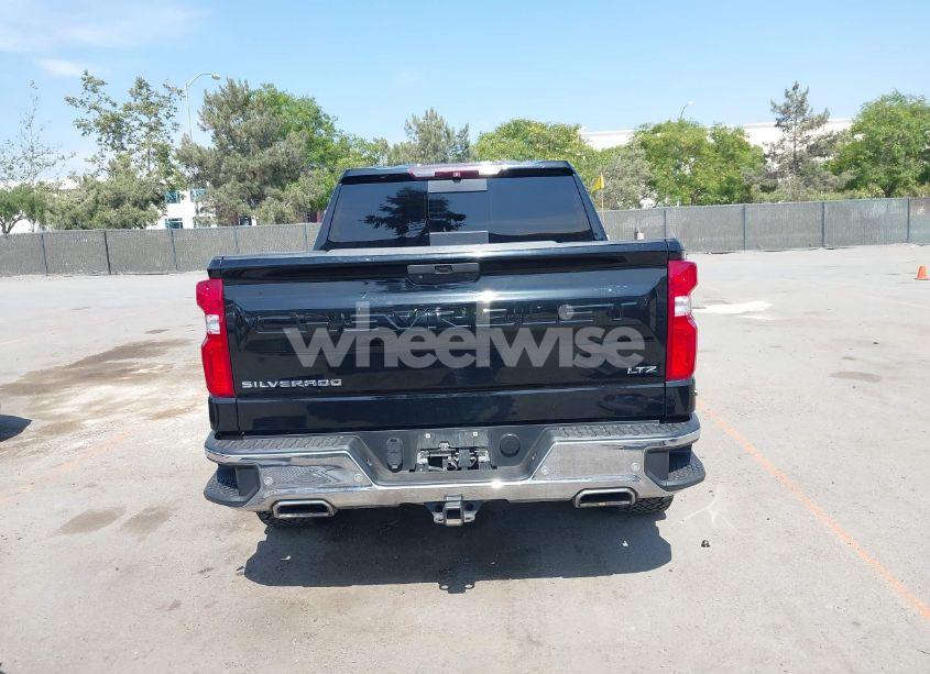 Photo 16 of 2019 Chevrolet Silverado 1500 LTZ (VIN 3GCUYGEDXKG108302)