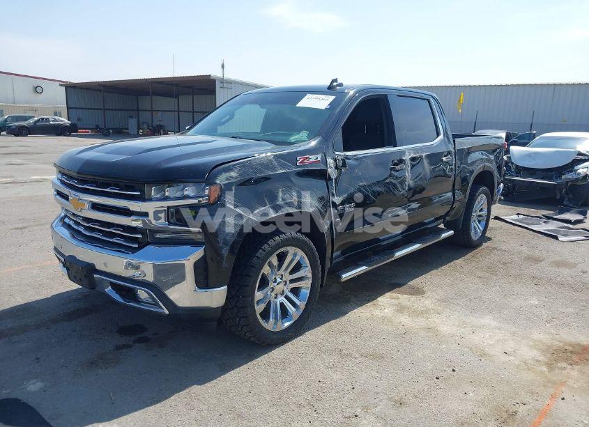 Photo 2 of 2019 Chevrolet Silverado 1500 LTZ (VIN 3GCUYGEDXKG108302)