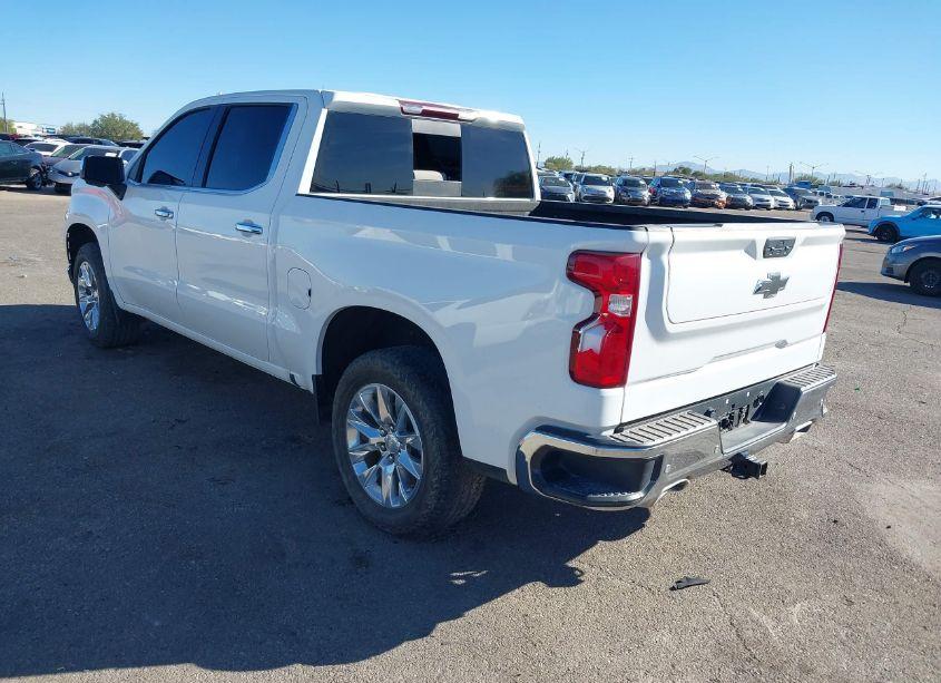 Photo 3 of 2022 Chevrolet Silverado 1500 LTD 4WD SHORT BED LTZ (VIN 3GCUYGEL0NG209117)