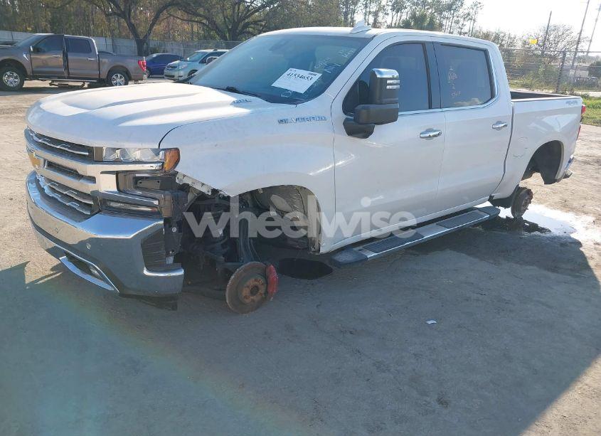 Photo 2 of 2020 Chevrolet Silverado 1500 4WD SHORT BED LTZ (VIN 3GCUYGEL7LG162391)