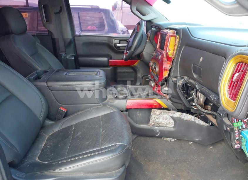 Photo 5 of 2021 Chevrolet Silverado 1500 4WD SHORT BED LTZ (VIN 3GCUYGET2MG323747)