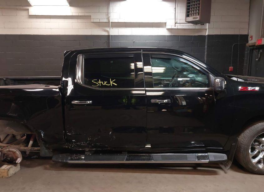 Photo 13 of 2020 Chevrolet Silverado 1500 4WD SHORT BED LTZ (VIN 3GCUYGETXLG151515)