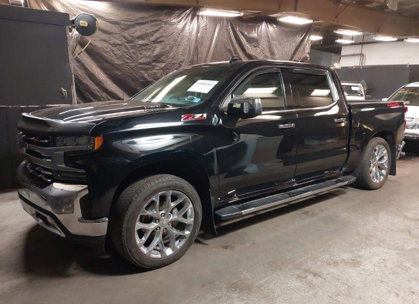 Photo 2 of 2020 Chevrolet Silverado 1500 4WD SHORT BED LTZ (VIN 3GCUYGETXLG151515)
