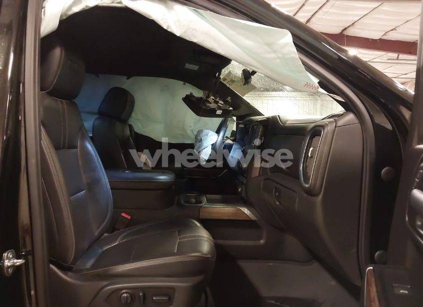 Photo 5 of 2020 Chevrolet Silverado 1500 4WD SHORT BED HIGH COUNTRY (VIN 3GCUYHEL4LG228238)