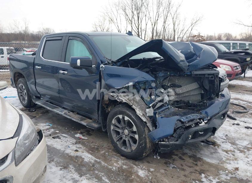 Photo 13 of 2021 Chevrolet Silverado 1500 (VIN 3GCUYHEL4MG109882)