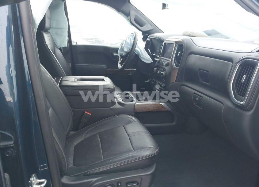 Photo 5 of 2021 Chevrolet Silverado 1500 (VIN 3GCUYHEL4MG109882)