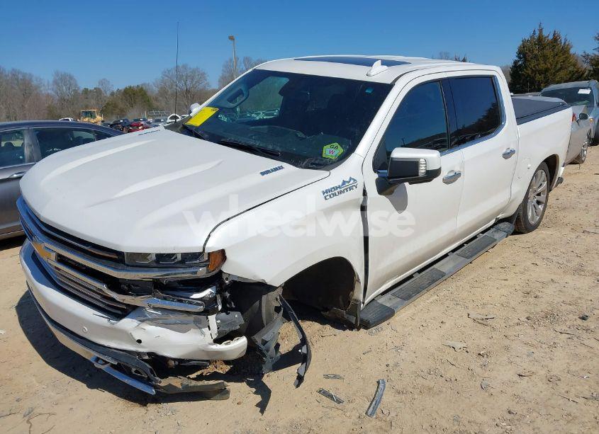 Photo 2 of 2021 Chevrolet Silverado 1500 4WD SHORT BED HIGH COUNTRY (VIN 3GCUYHET2MG281182)