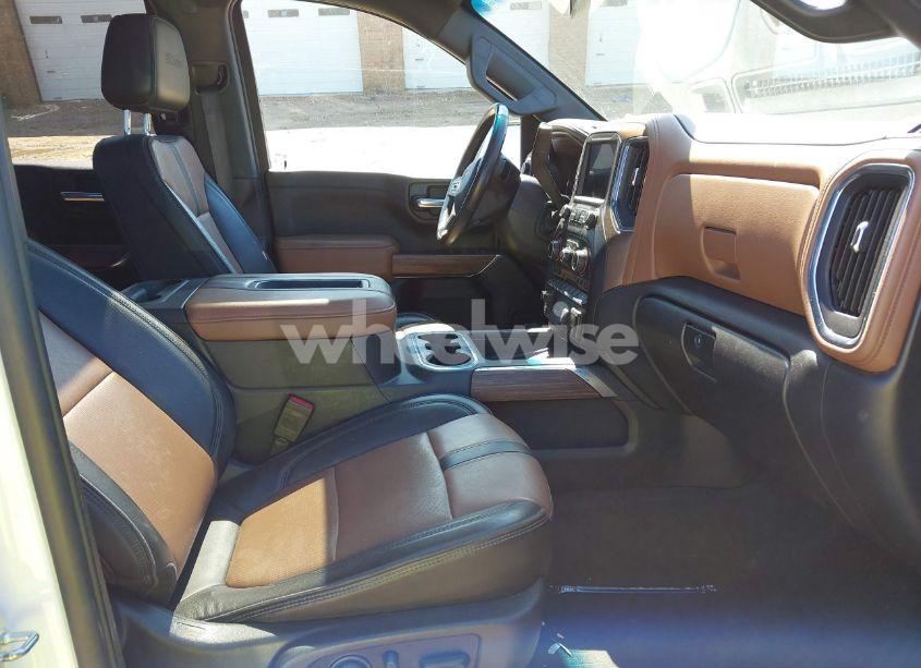 Photo 5 of 2021 Chevrolet Silverado 1500 4WD SHORT BED HIGH COUNTRY (VIN 3GCUYHET2MG281182)