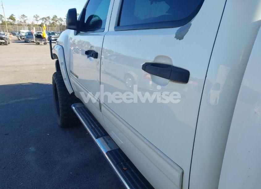 Photo 17 of 2010 Chevrolet Silverado 1500 LT (VIN 3GCXKSE27AG175213)