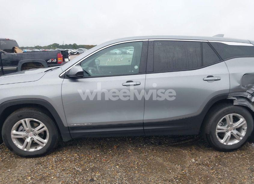 Photo 14 of 2024 Gmc Terrain FWD SLE (VIN 3GKALMEG0RL272691)