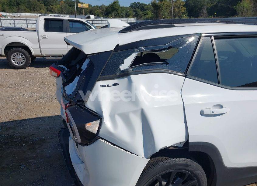 Photo 18 of 2023 Gmc Terrain FWD SLE (VIN 3GKALMEG2PL118481)