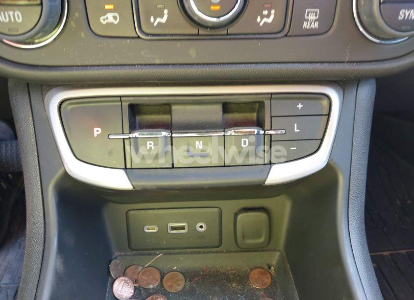 Photo 22 of 2023 Gmc Terrain FWD SLE (VIN 3GKALMEG2PL118481)