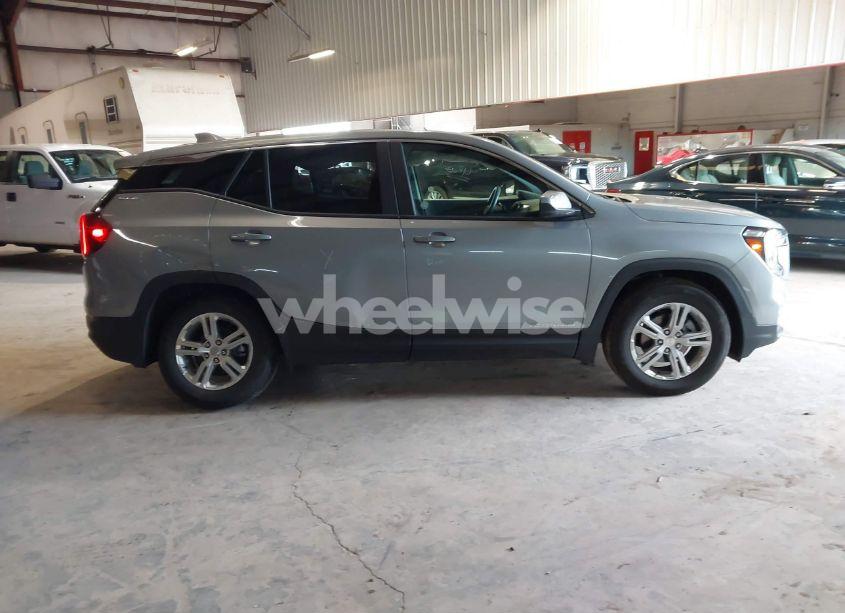 Photo 13 of 2024 Gmc Terrain FWD SLE (VIN 3GKALMEG4RL235353)