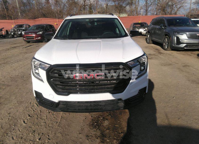 Photo 12 of 2024 Gmc Terrain FWD SLE (VIN 3GKALMEG4RL394079)