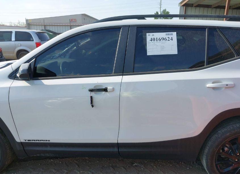 Photo 15 of 2024 Gmc Terrain FWD SLE (VIN 3GKALMEG5RL276946)