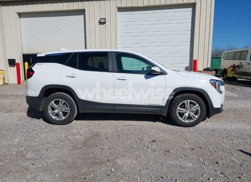 Photo 13 of 2024 Gmc Terrain FWD SLE (VIN 3GKALMEG7RL273143)