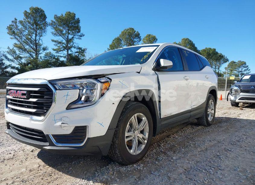 Photo 6 of 2024 Gmc Terrain FWD SLE (VIN 3GKALMEG7RL273143)