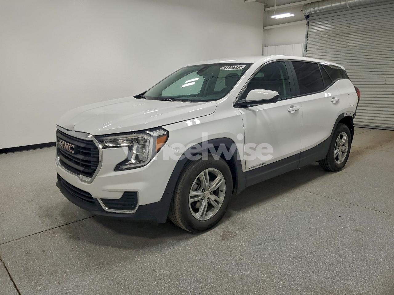 2024 GMC TERRAIN SLE (VIN 3GKALMEG7RL390088) main photo