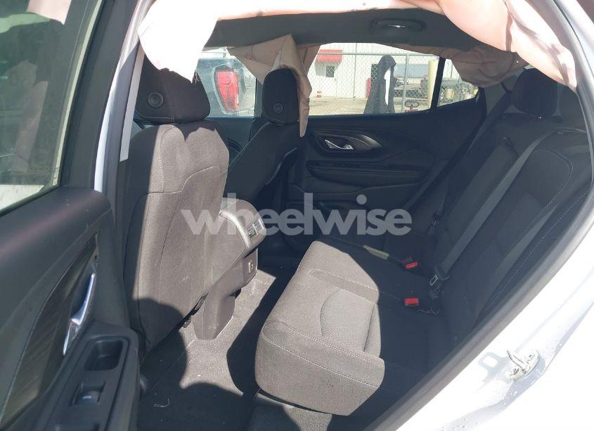 Photo 20 of 2024 Gmc Terrain FWD SLE (VIN 3GKALMEG8RL360582)